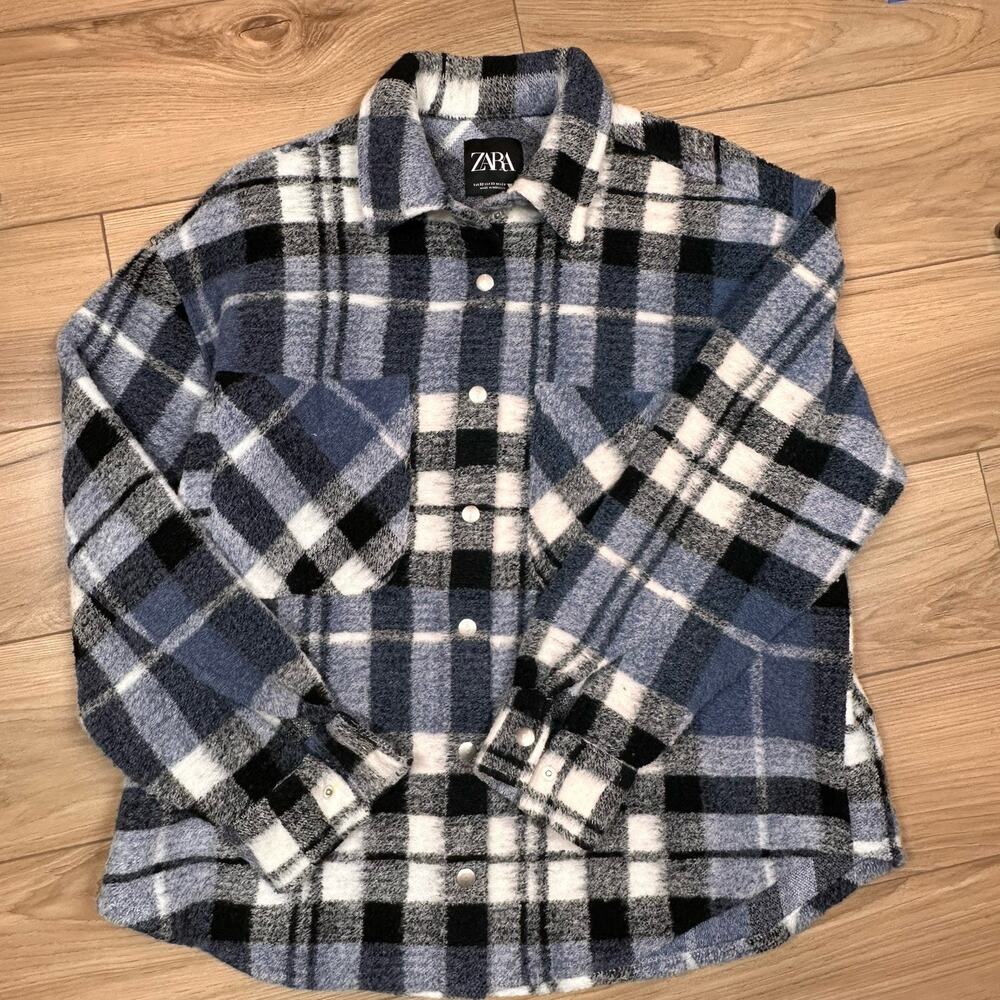 Zara Oversized Flannel Shirt Jacket Plaid Checkered Blue White Black XS